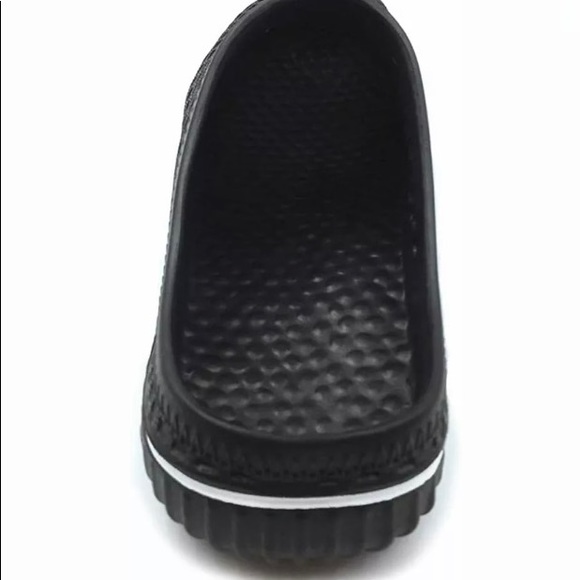 Amoji slip on garden or water clogs - Picture 3 of 6